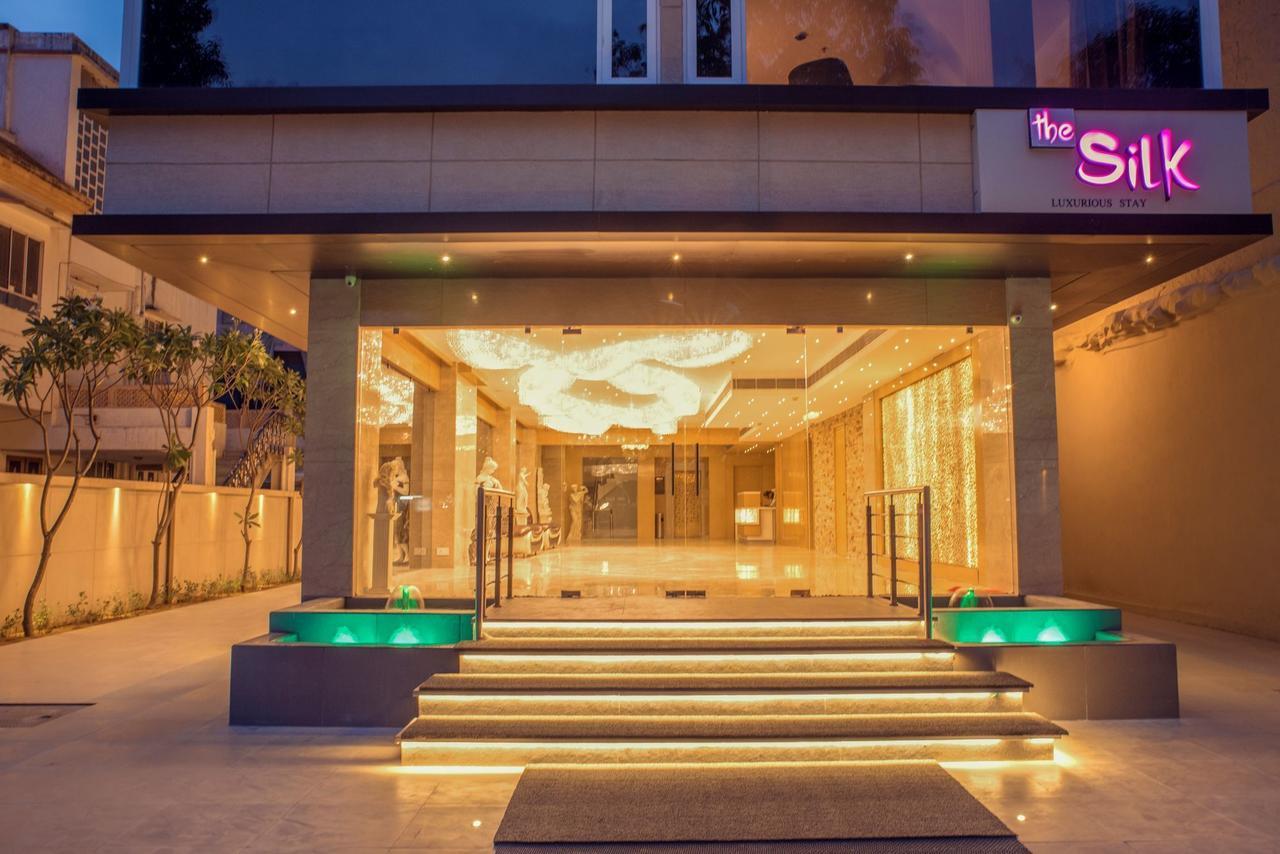 Kyriad Hotel Jaipur By Othpl Exteriör bild