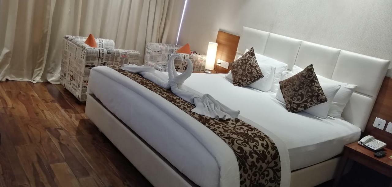 Kyriad Hotel Jaipur By Othpl Exteriör bild
