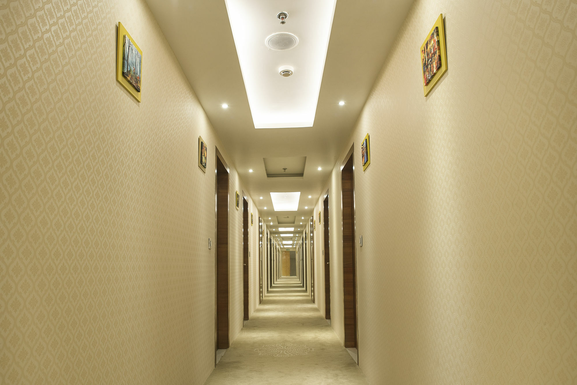 Kyriad Hotel Jaipur By Othpl Exteriör bild